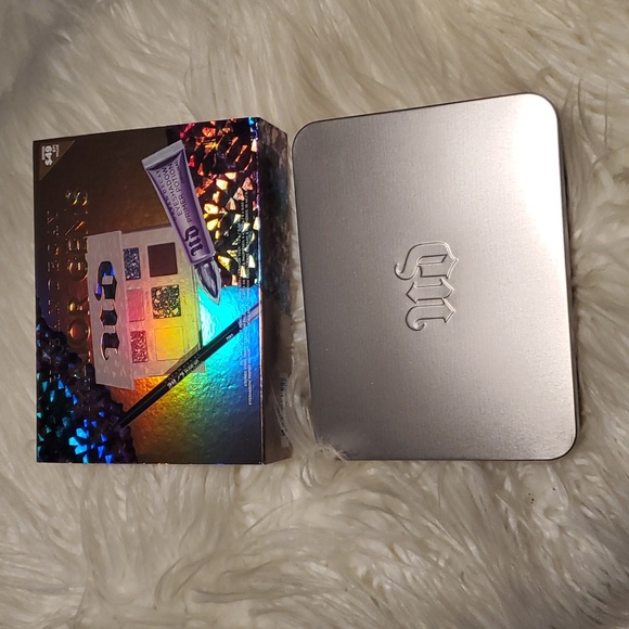 Urban Decay Stoned Vibes Major Gems gift set - Picture 7 of 9